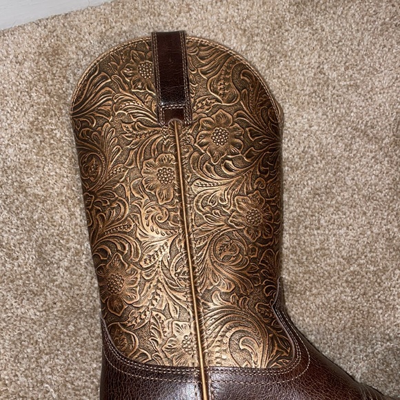 Ariat cowboy boots - Picture 4 of 8